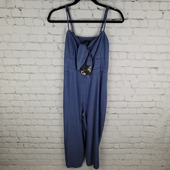 FOREST LILY | chambray smocked back spaghetti strap cropped jumpsuit playsuit - Picture 2 of 9